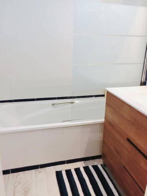 Romana Playa, Junto Al Mar, Completamente Reformado Apartment